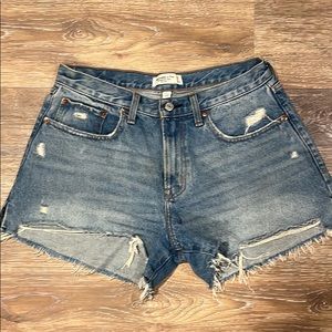 Abercrombie and Fitch Curve Love Mid Rise Jean Shorts size 29